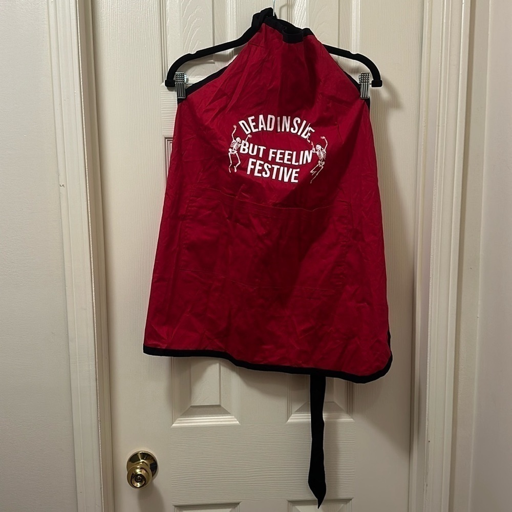 Torrid Christmas Skeleton Apron
